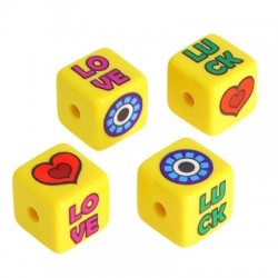 Entrepieza de Cubo Acrílico "Love Luck" con Corazón y Ojo 15.5mm (Ø3mm)